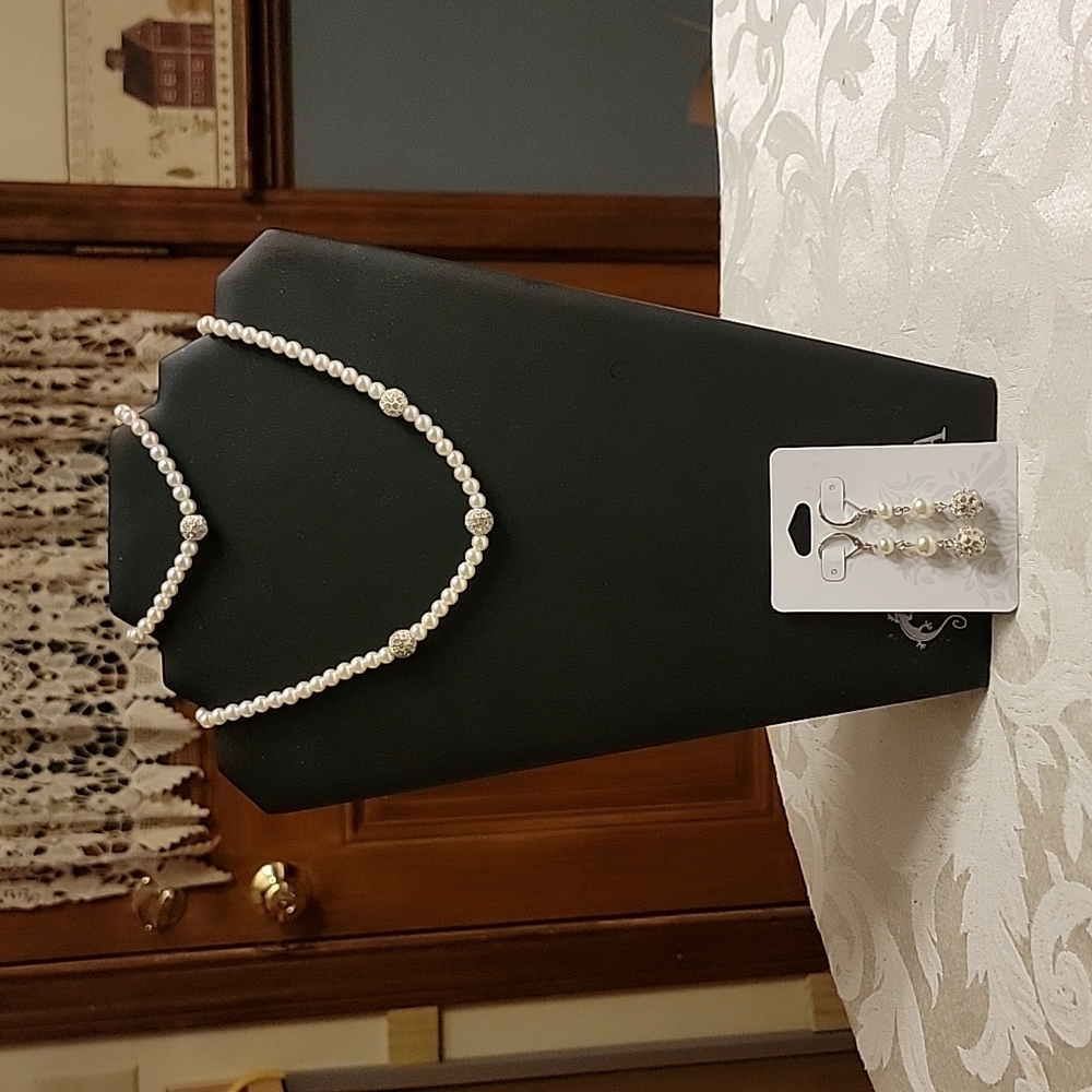 Beautiful 3 piece jewelry set